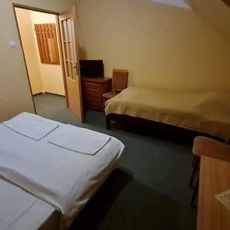 Hotelik Orlik Legnickie Pole Exterior photo